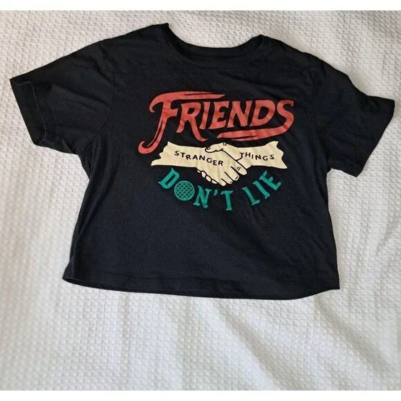 Netflix Stranger Things T Shirt Womens Size Medium Friends Don’t Lie Crop Top - Picture 6 of 7